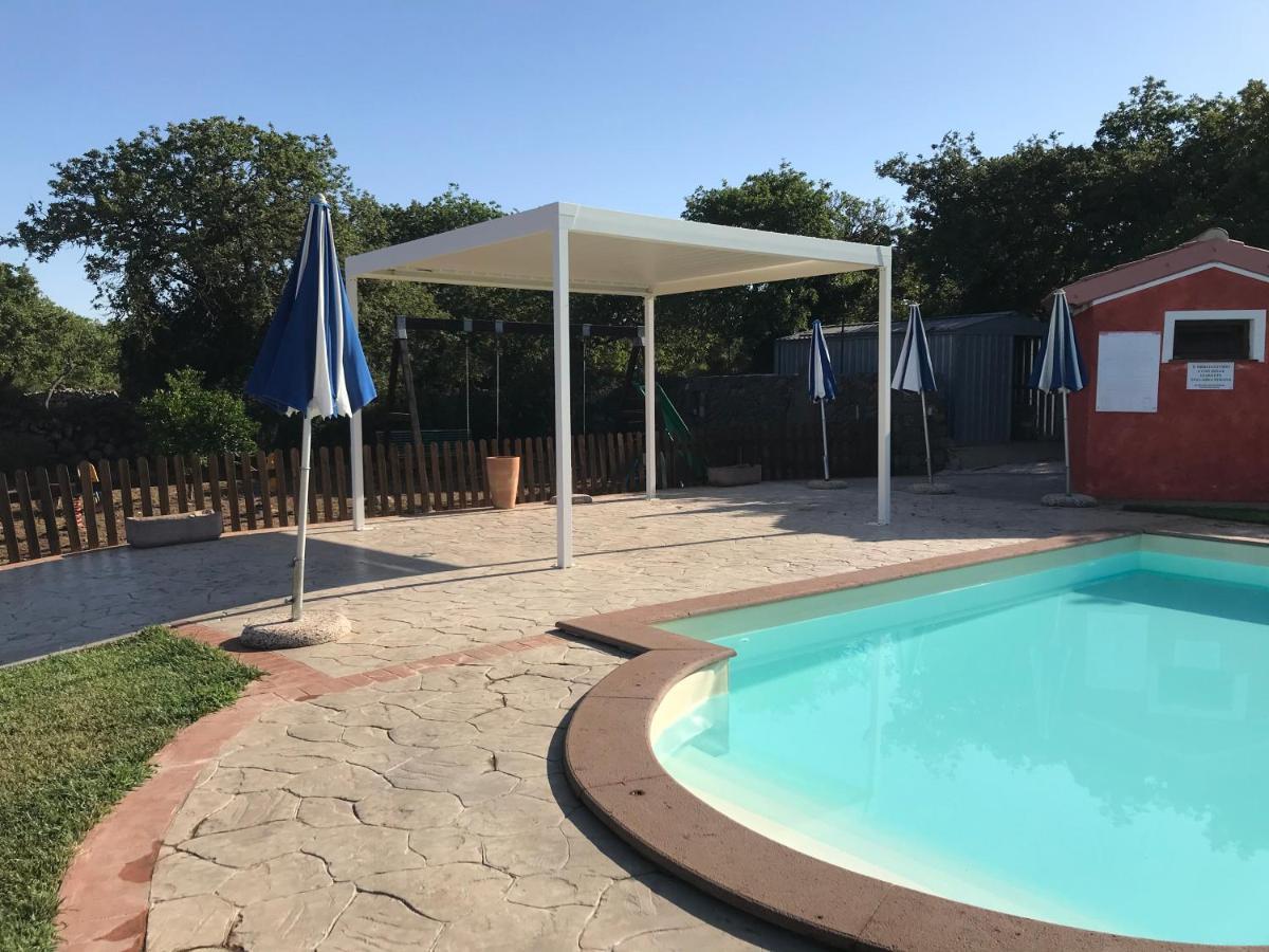 Agriturismo Abbalughente Sindia Eksteriør billede