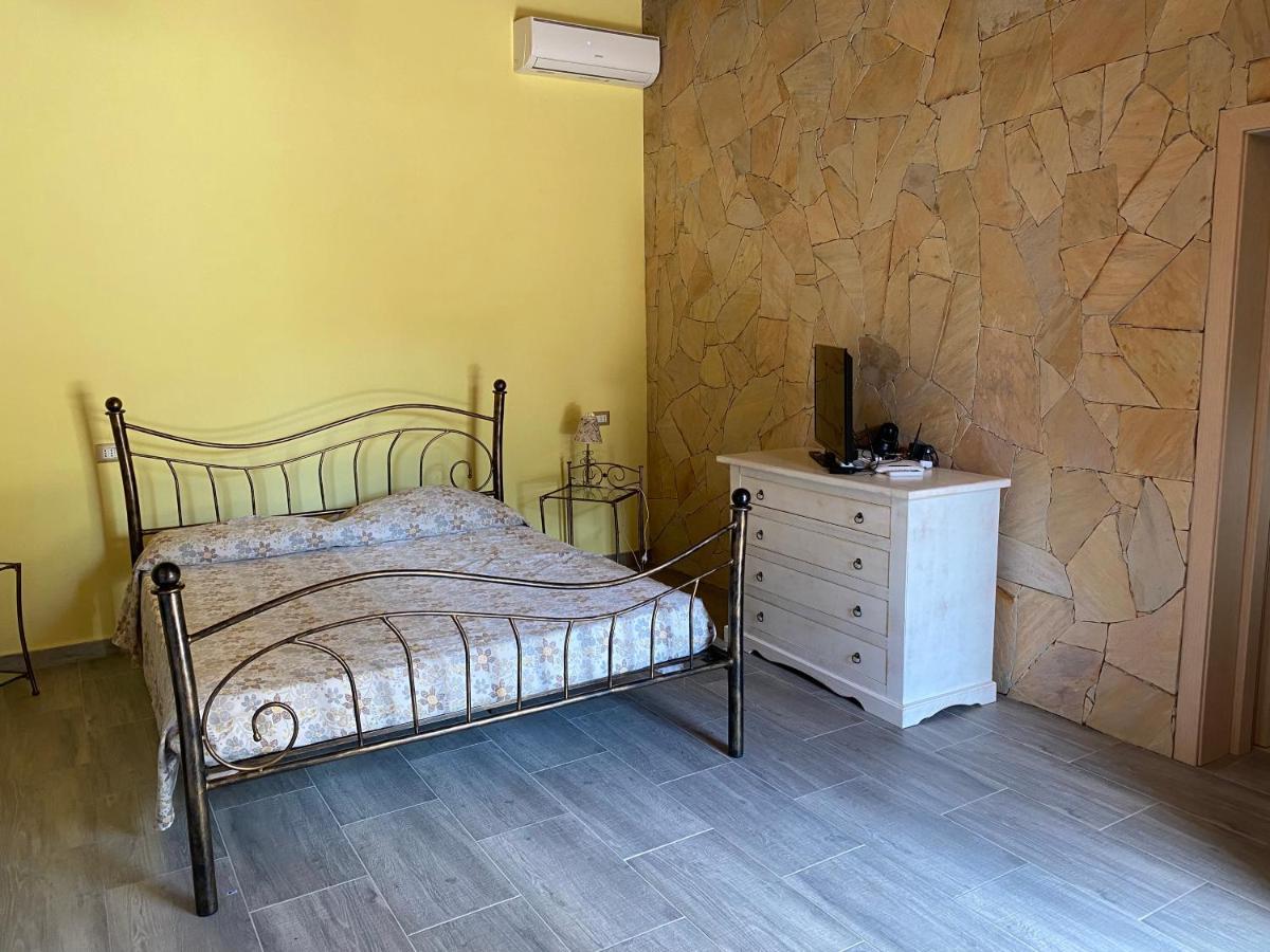 Agriturismo Abbalughente Sindia Eksteriør billede