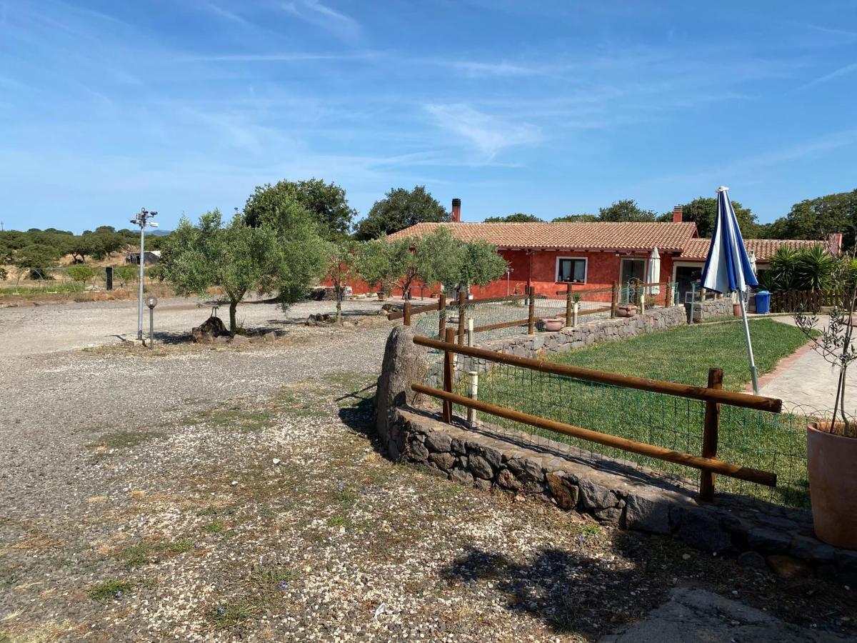 Agriturismo Abbalughente Sindia Eksteriør billede