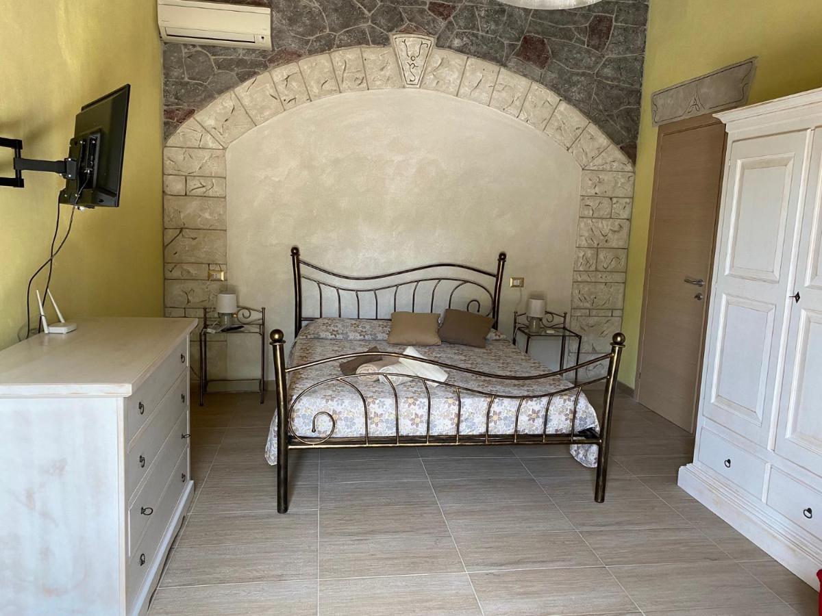 Agriturismo Abbalughente Sindia Eksteriør billede